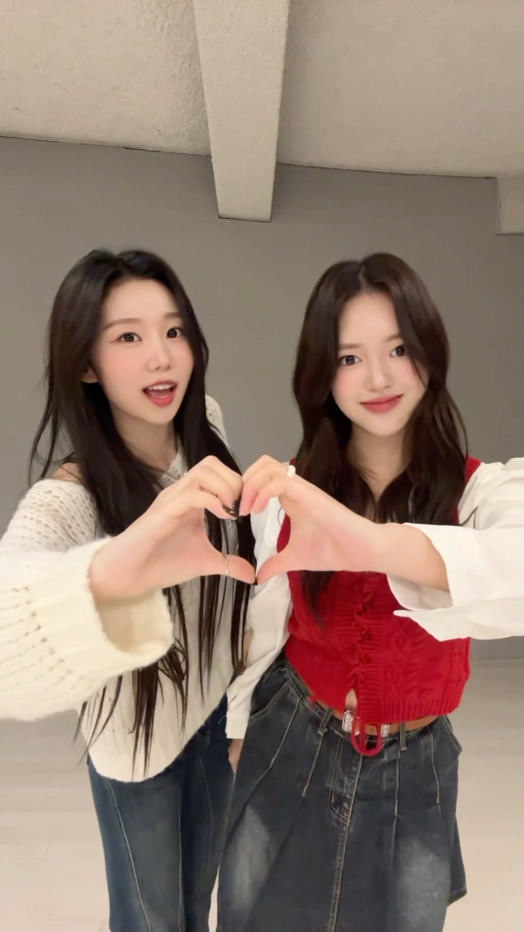 I'll give ? to BLOOMII #MIMIIROSE #미미로즈 #ミミローズ #YEWON #예원 #イェウォン #YUNJU #윤주 #ユンジュ